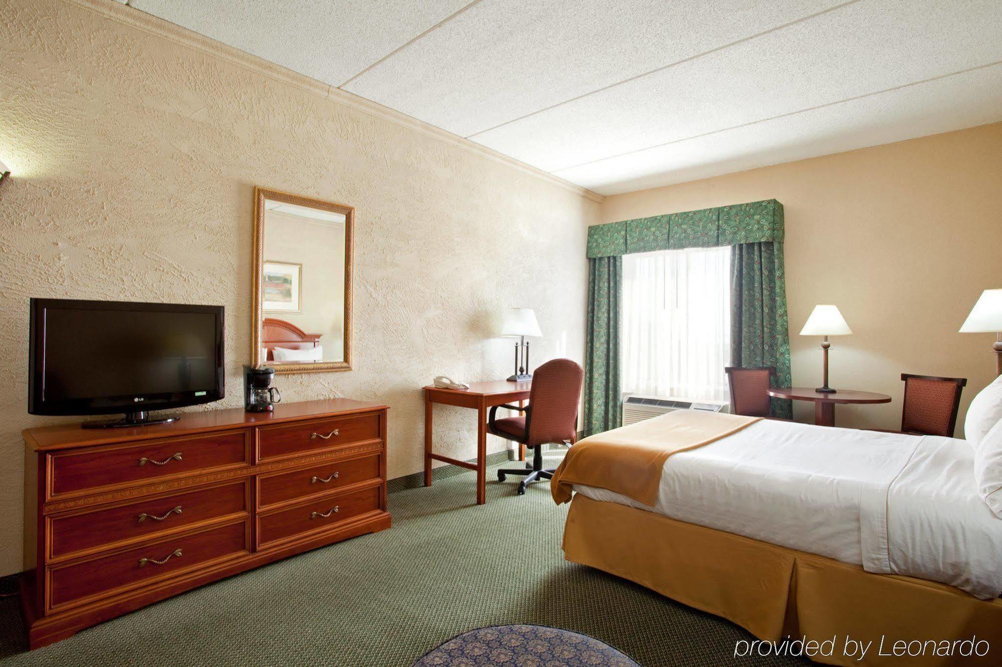 Country Inn & Suites By Radisson Mt. Pleasant-Racine West Wi Sturtevant Extérieur photo