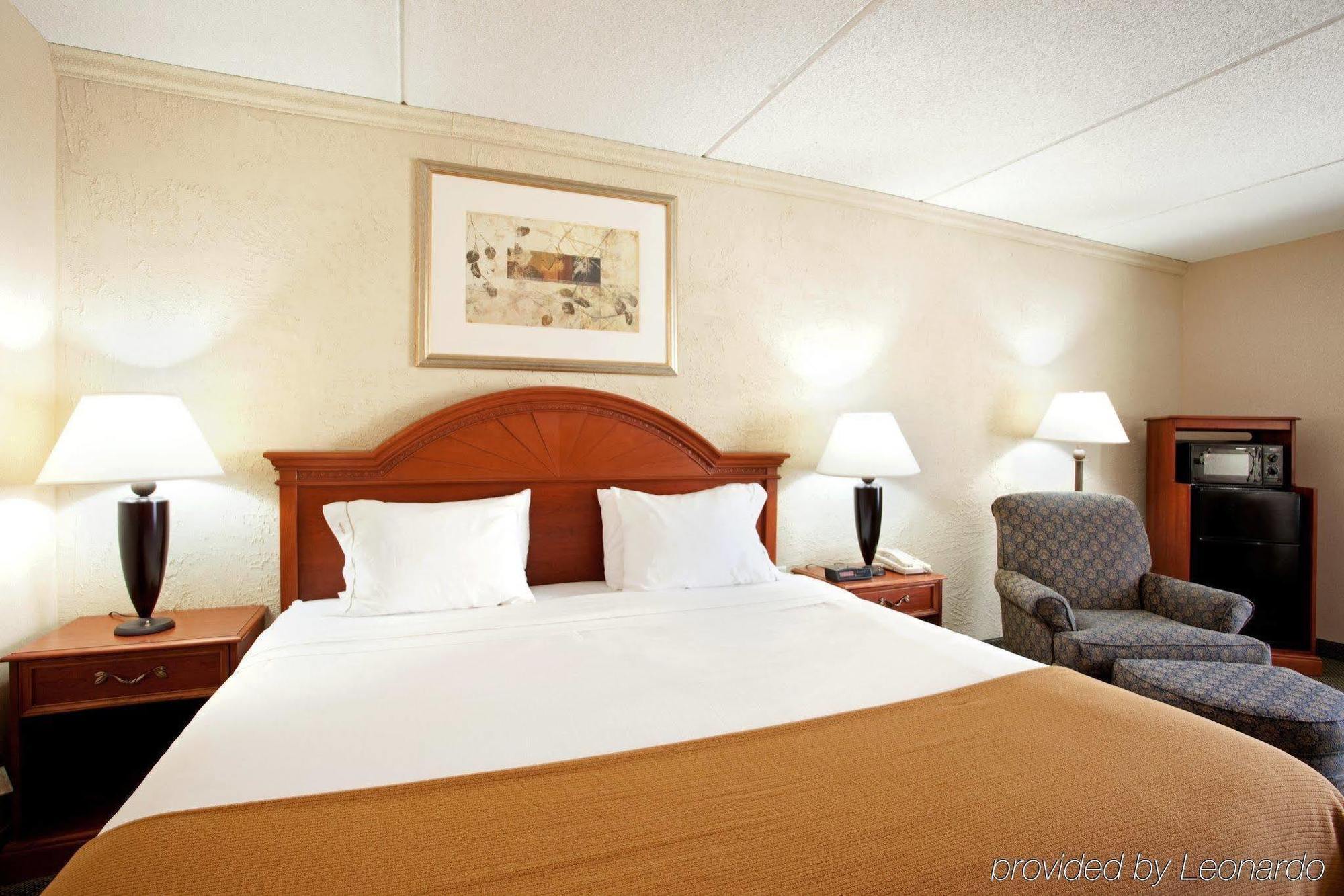 Country Inn & Suites By Radisson Mt. Pleasant-Racine West Wi Sturtevant Extérieur photo